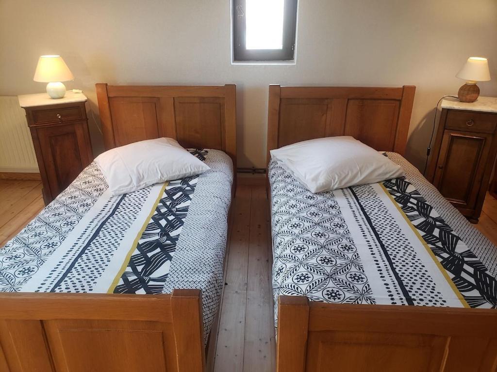 GITE AU PETIT RUISSEAU-Etage et combles-maison alsacienne 4 personnes 3 nuitées minimum Langensoultzbach Esterno foto