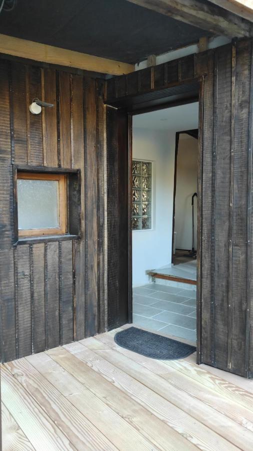 GITE AU PETIT RUISSEAU-Etage et combles-maison alsacienne 4 personnes 3 nuitées minimum Langensoultzbach Esterno foto
