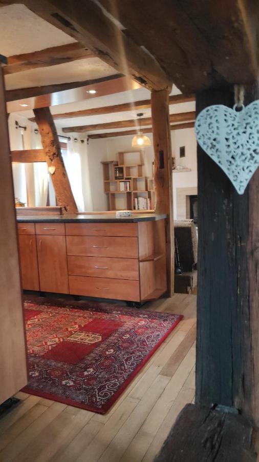 GITE AU PETIT RUISSEAU-Etage et combles-maison alsacienne 4 personnes 3 nuitées minimum Langensoultzbach Esterno foto