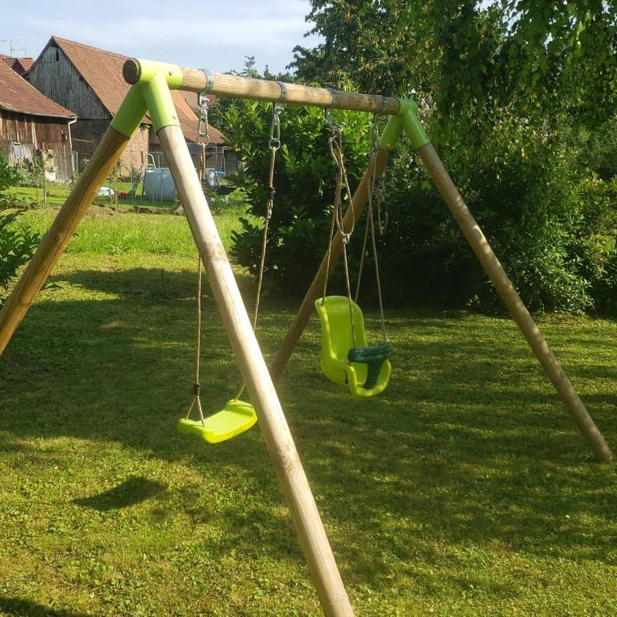 GITE AU PETIT RUISSEAU-Etage et combles-maison alsacienne 4 personnes 3 nuitées minimum Langensoultzbach Esterno foto