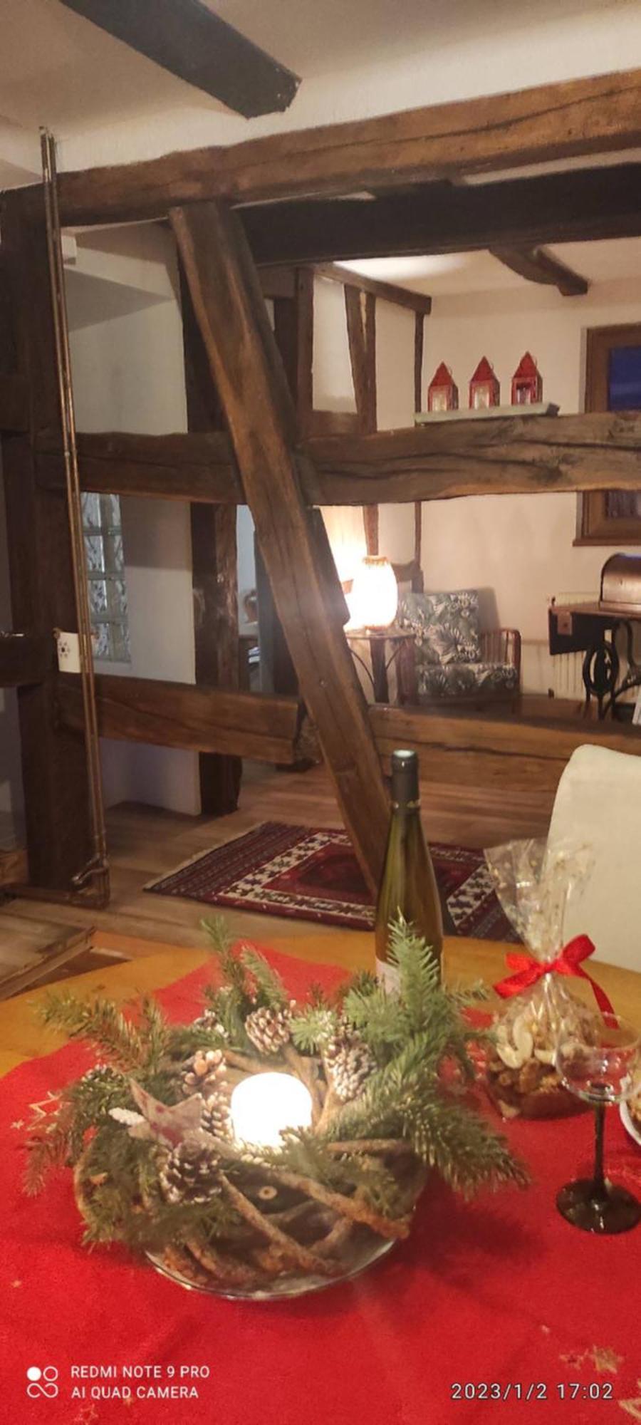 GITE AU PETIT RUISSEAU-Etage et combles-maison alsacienne 4 personnes 3 nuitées minimum Langensoultzbach Esterno foto