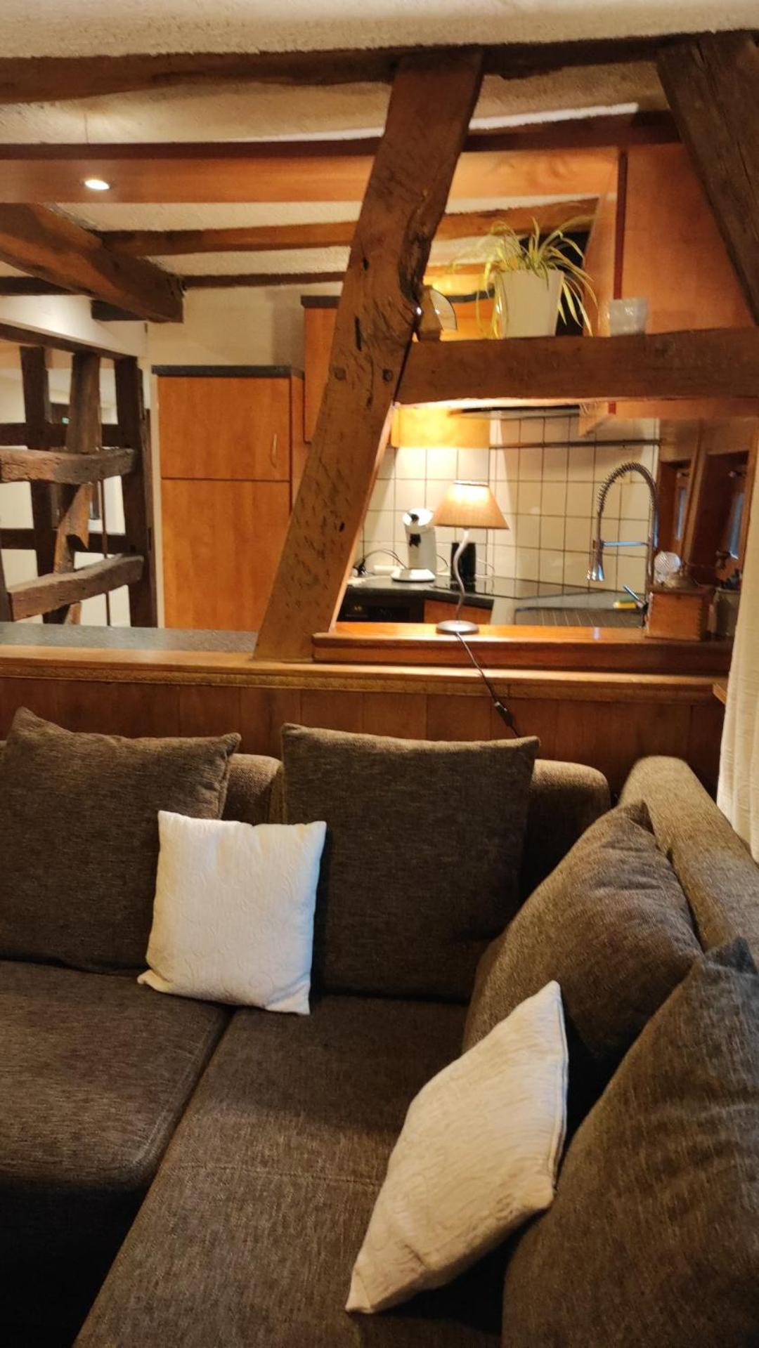 GITE AU PETIT RUISSEAU-Etage et combles-maison alsacienne 4 personnes 3 nuitées minimum Langensoultzbach Esterno foto